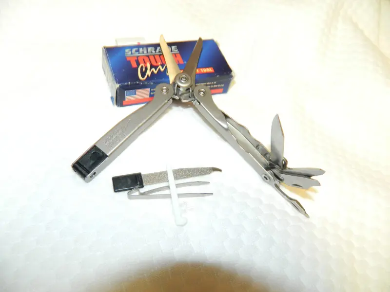 Schrade Tough Chip, Esee Churp Linerlock + 2 more