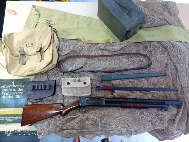 Winchester 1897 Trench / Riot style