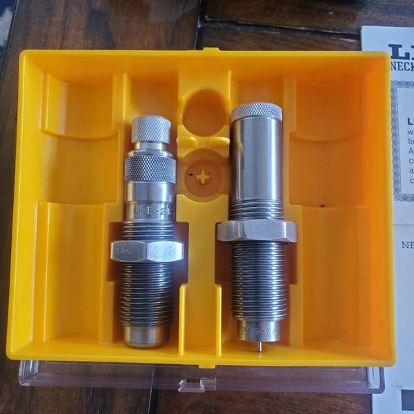 Lee 243 collet neck die and bullet seater set