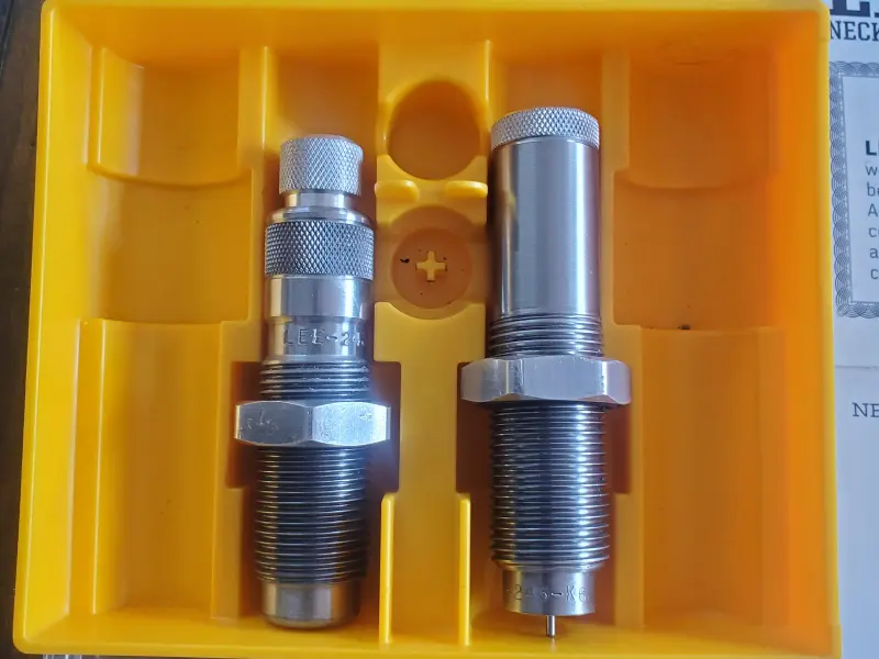 Lee 243 collet neck die and bullet seater set